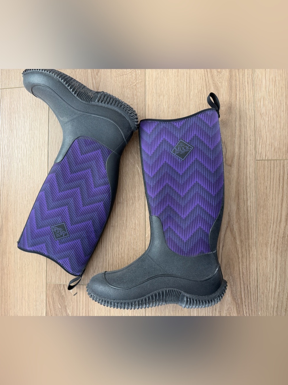 Muck Boot Company Tall Neoprene Rain Rubber Boots Purple Chevron Womens size 7